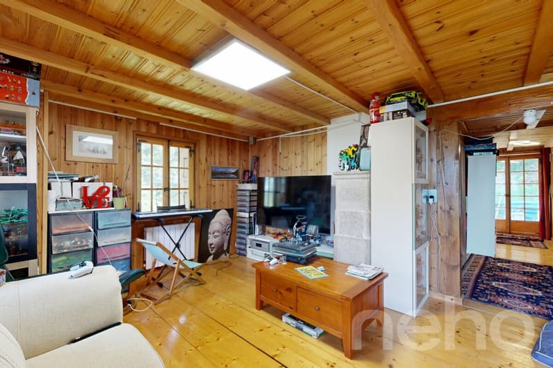 Les Giettes ? Chalet de caractère sur un terrain d'exception (8)