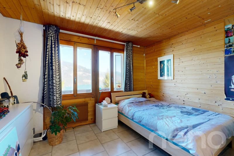 Dreifamilienhaus mit Garten und Seepanorama (5)