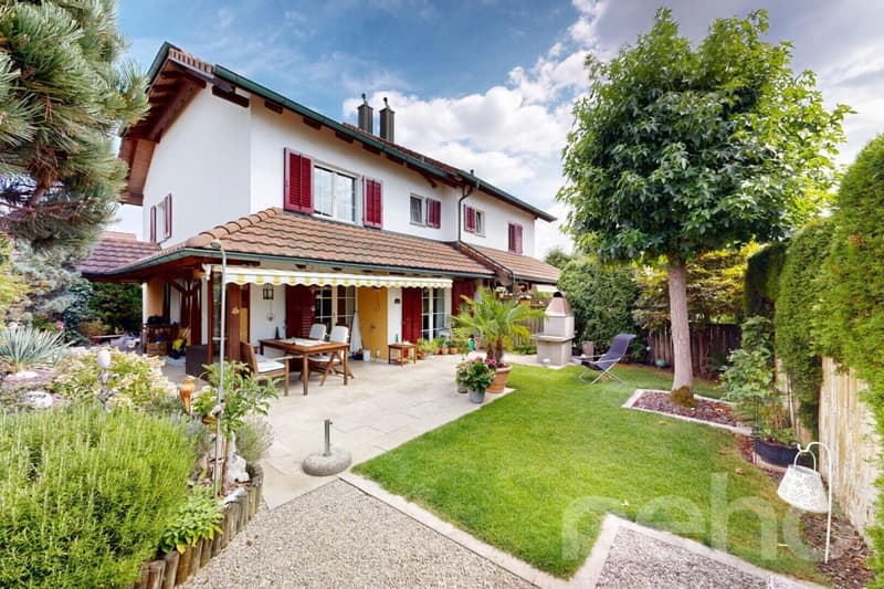 Gepflegte 4.5-Zimmer-Doppelhaushälfte mit Gartenoase in Arni (3)