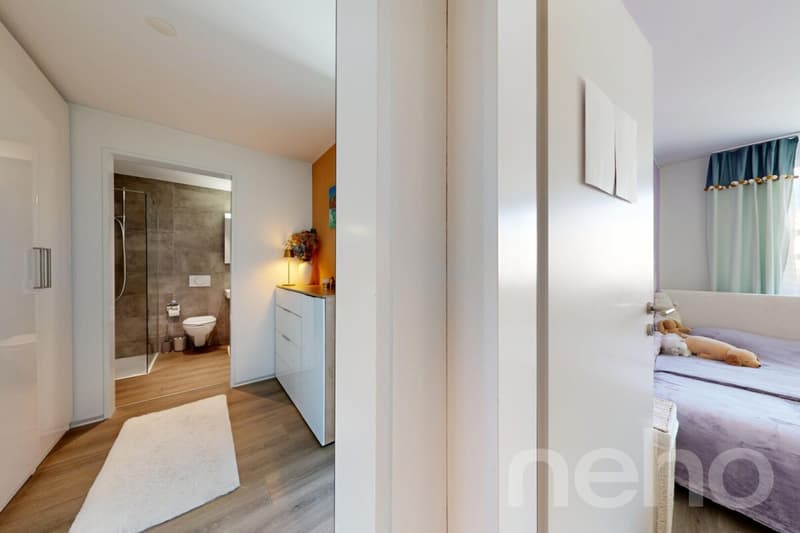Stilvolle 4.5-Zimmer-Wohnung mit unverbaubarer Sicht ins Grüne (7)