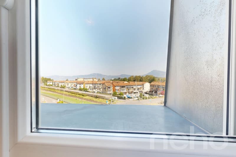 Attique lumineux avec vue Lac et Montagnes au c?ur du Bouveret (2)