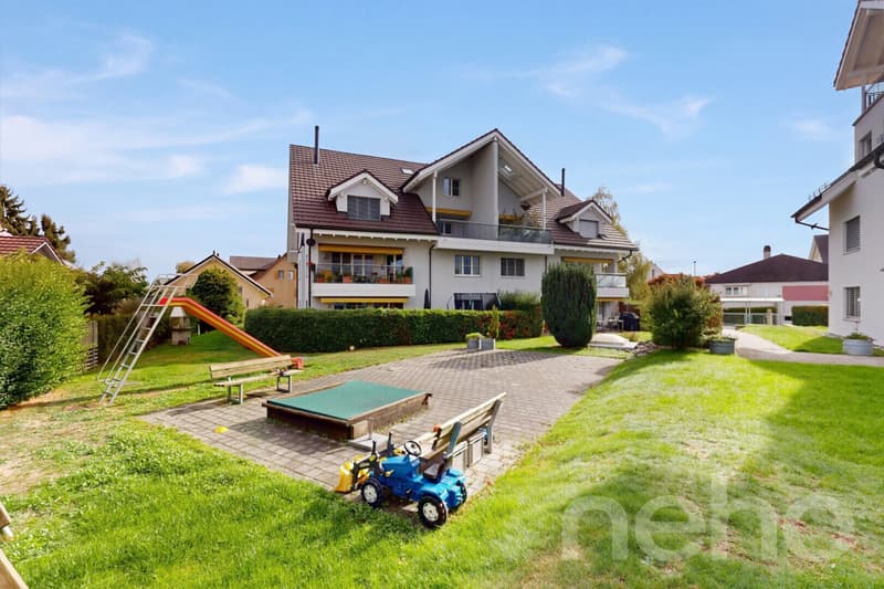 Luftig, hell und grosszügig: Maisonette-Wohnung in Freidorf (2)