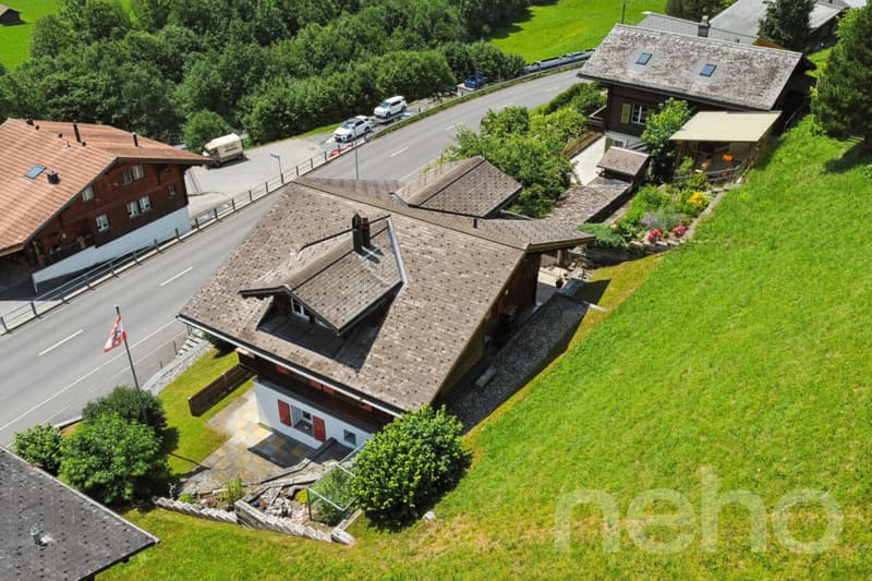 Familiäres Wohnen mit Einliegerwohnung und Bergpanorama (2)