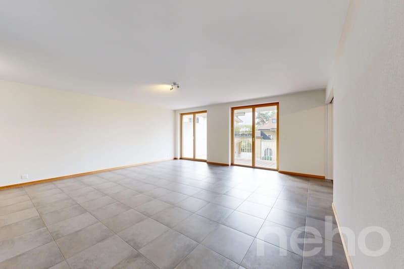 Elégant 3.5 pièces avec grand balcon et crèche dans l'immeuble (2)