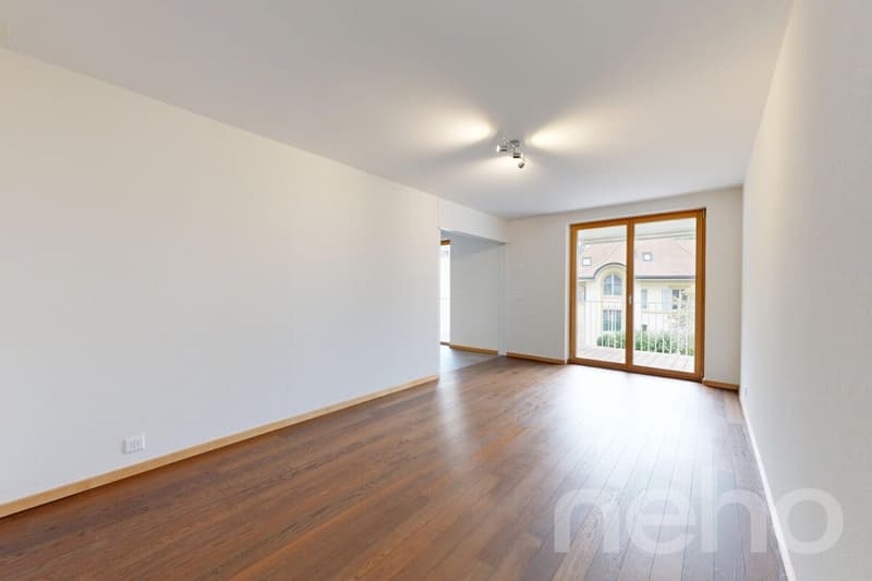 Elégant 3.5 pièces avec grand balcon et crèche dans l'immeuble (8)
