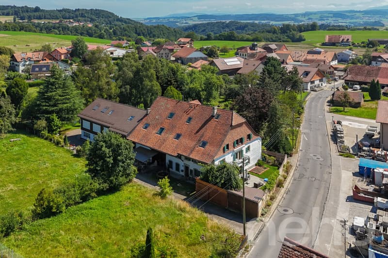 DUPLEX DE CHARME AVEC GRAND POTENTIEL D?AMÉNAGEMENT À SOTTENS 5.5p (11)