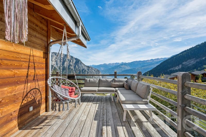 Chalet individuel rénové avec vue panoramique et photovoltaïque (12)
