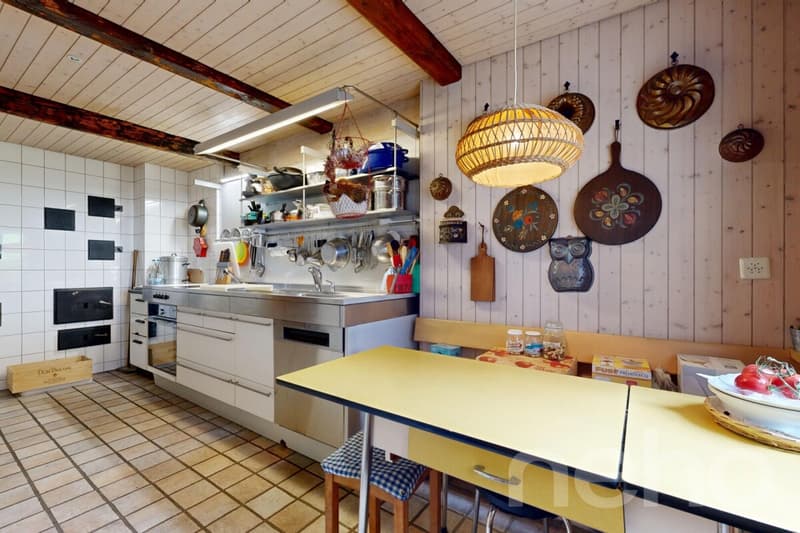 Zwei historische Haushälften mit Garten und Bergsicht in Luchsingen (5)