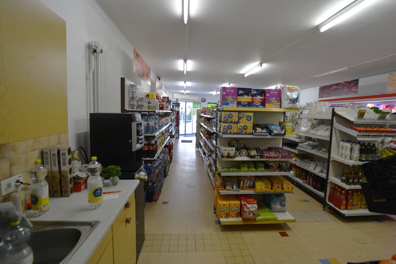 Propriété mixte à rénover située à Bure (2)
