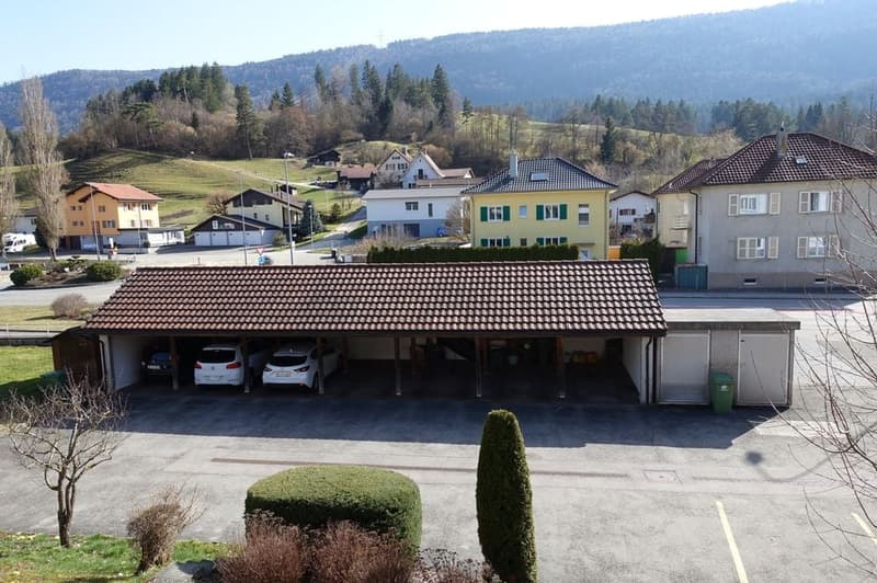 Bévilard - Magnifico appartamento di 4,5 locali con balcone e posto auto coperto (10)