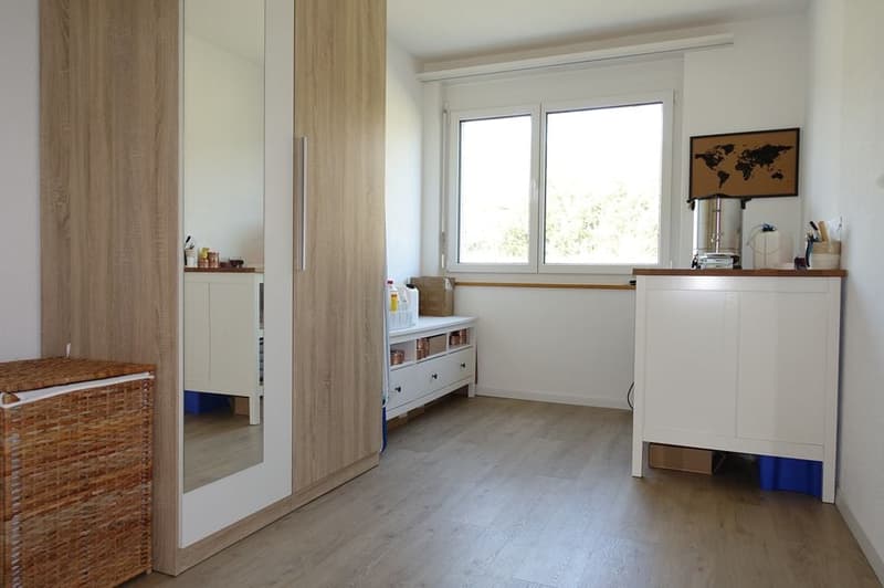 Bévilard - Magnifico appartamento di 4,5 locali con balcone e posto auto coperto (5)