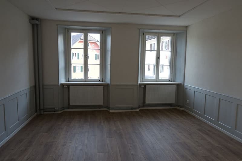 Tramelan - 3.5-Zimmer-Wohnung komplett renoviert (1. Monat gratis) (2)