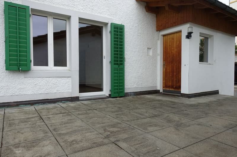 Tramelan - House with 10 1/2 rooms and garage (5)