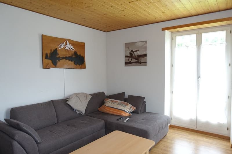 Tavannes - Appartamento di 3 locali con balcone (2)