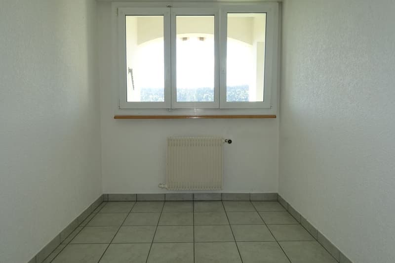 Tramelan - 3.5-room apartment with balcony and garage (5)