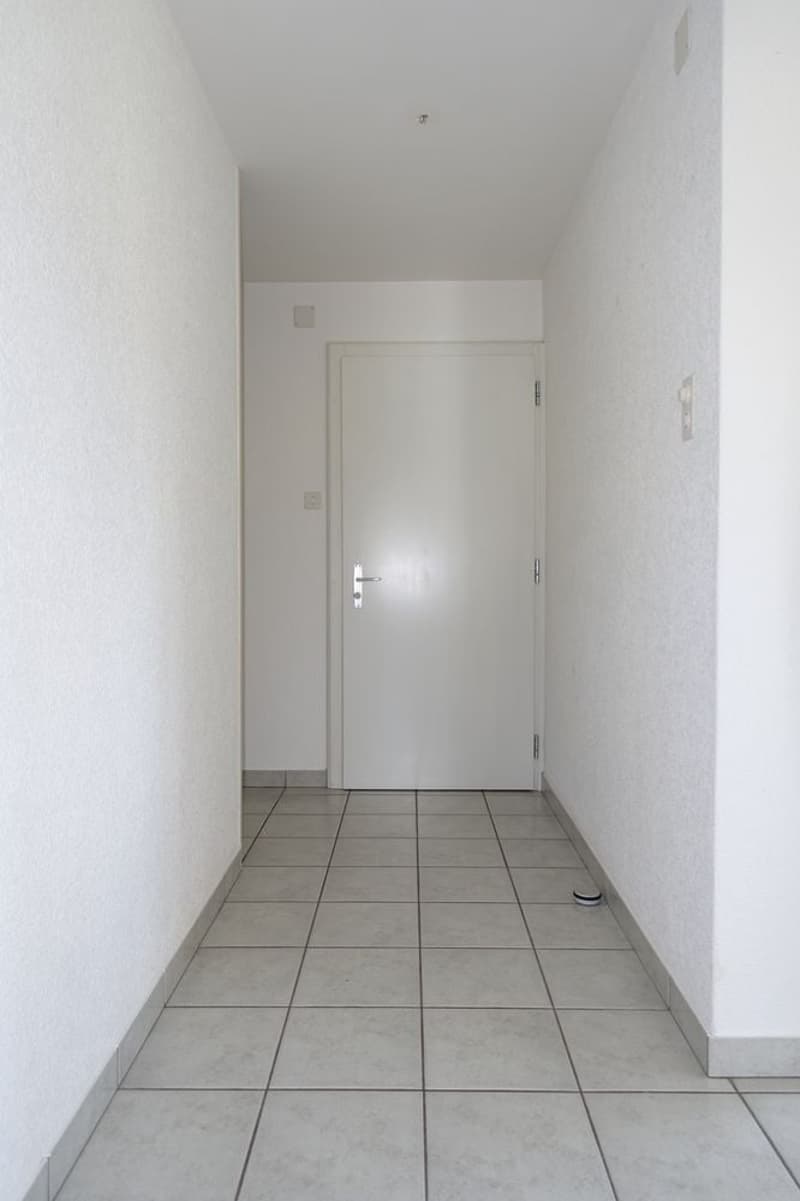 Tramelan - 3.5-room apartment with balcony and garage (6)