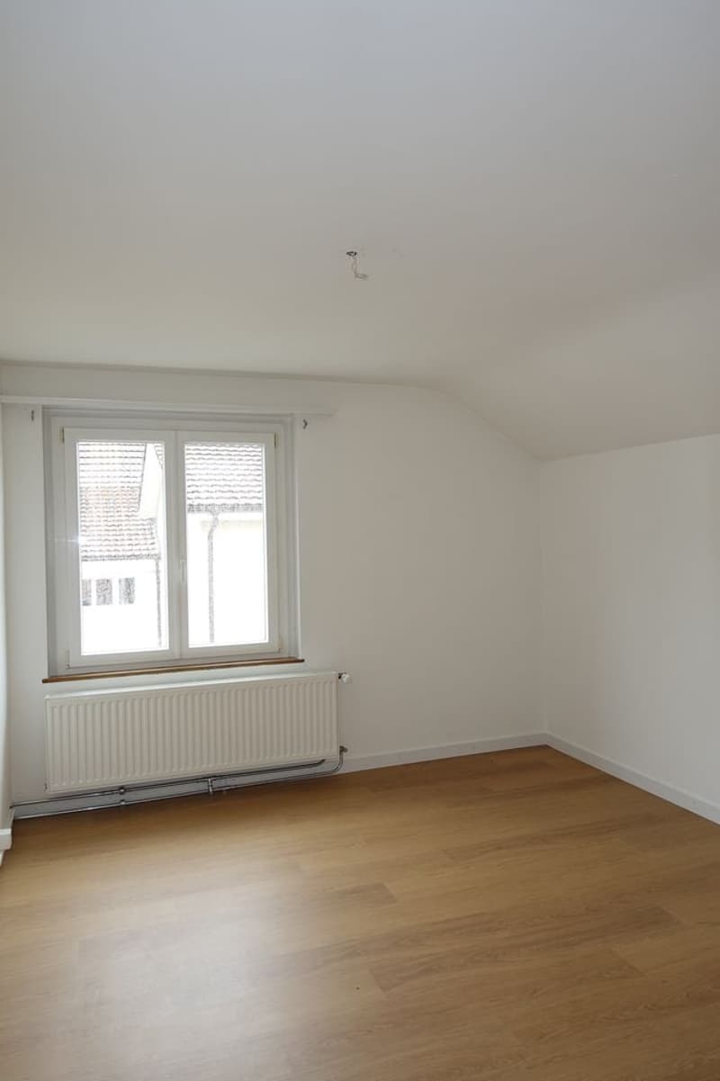 Bassecourt - 3.5-Zimmer-Wohnung im 2. Stock (4)