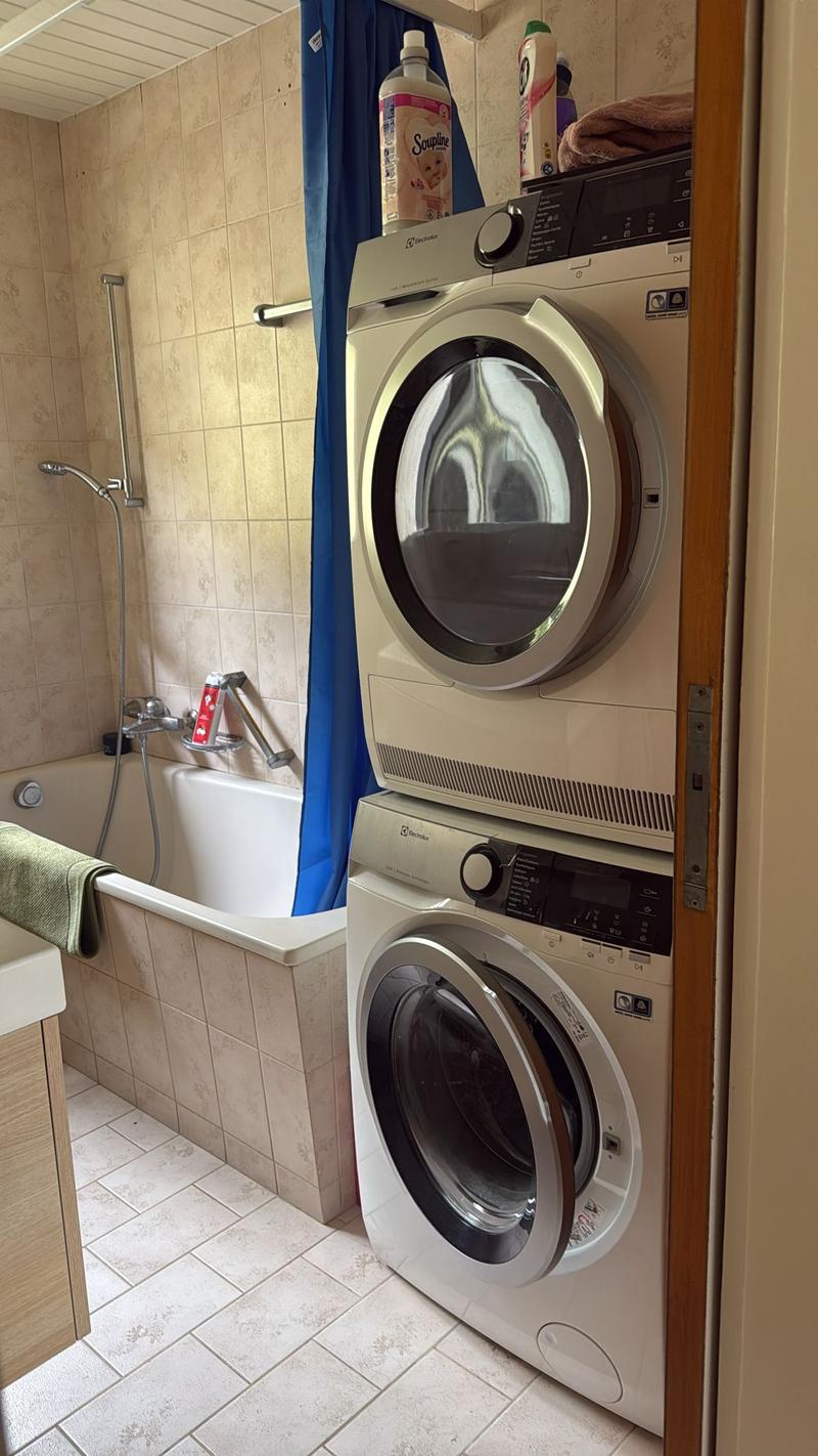Tramelan - Très bel appartement de 4 1/2 pièces situé au 3ème étage Ouest (3)
