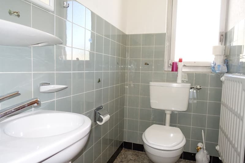 Malleray - Très grand appartement en attique de 7.5 pièces (13)