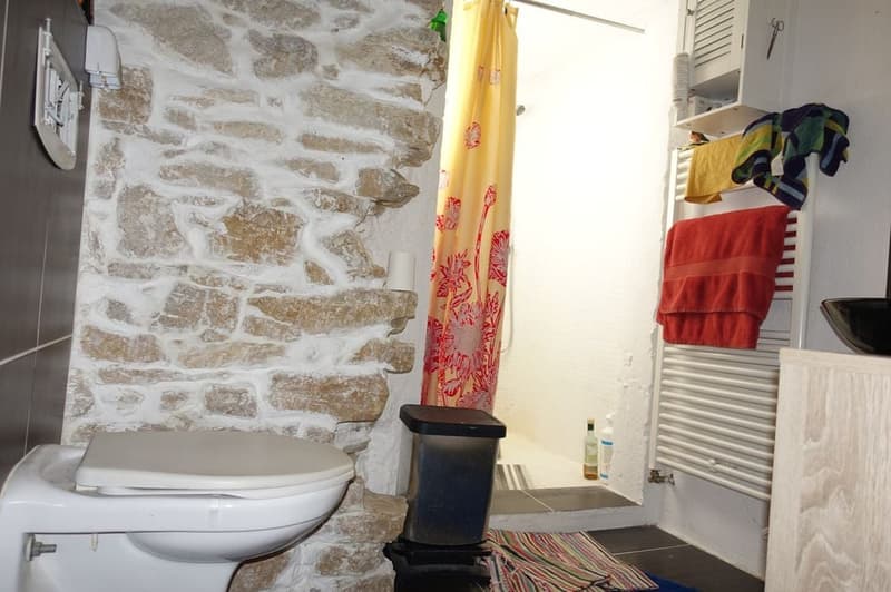 Tramelan - Maison familiale de 2 appartements de 3.5 pièces et duplex de 4.5 pièces (10)