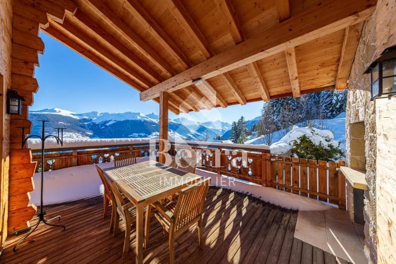 Magnificent high-end chalet with panoramic views of the Alps (3)