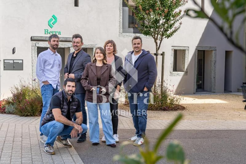 Edificio misto con café-bar e appartamenti - nel cuore del vecchio villaggio di Saxon (11)