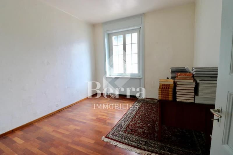Mansione con 2 appartamenti + soffitta - Opportunità rara !!! (6)