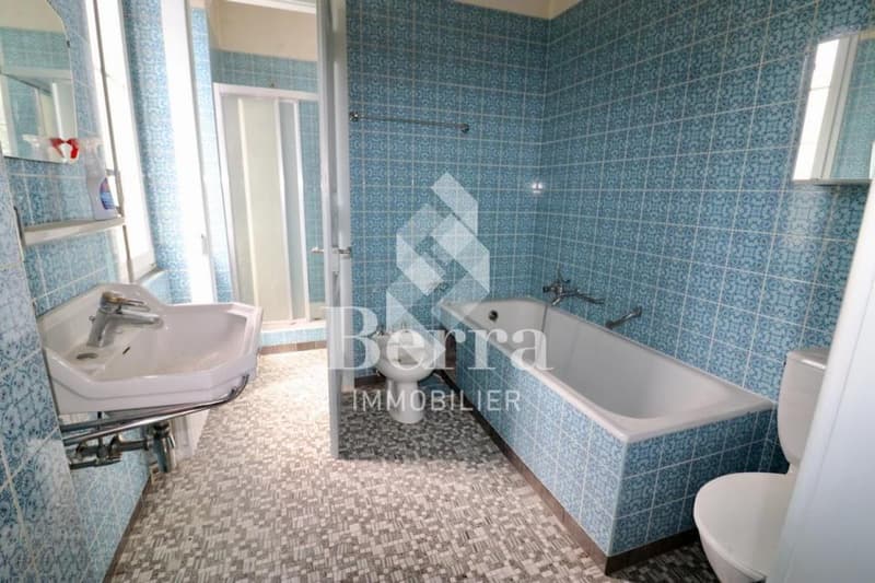 Mansione con 2 appartamenti + soffitta - Opportunità rara !!! (9)