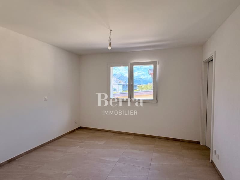 Beautiful attic, South-Southeast exposure - ONLY ON THIS FLOOR (7)