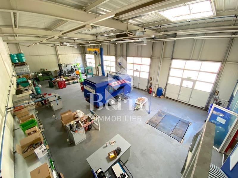 Industrial hall/garage already rented (2)