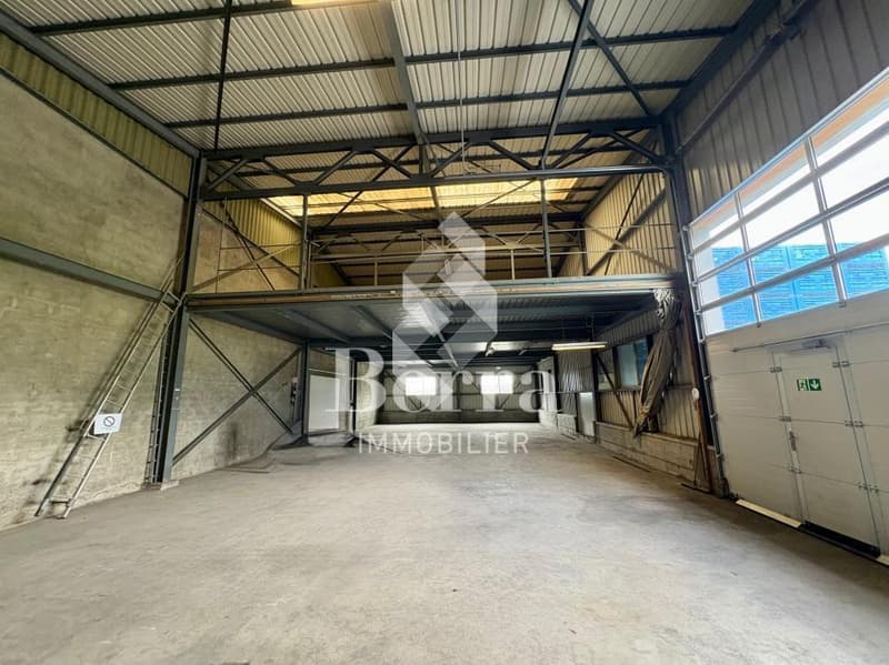 Halle de stockage à louer dans la zone artisanale et industrielle (6)