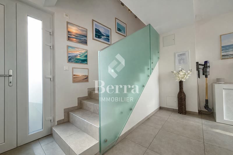 Ampia terrazza & finiture superiori (5)
