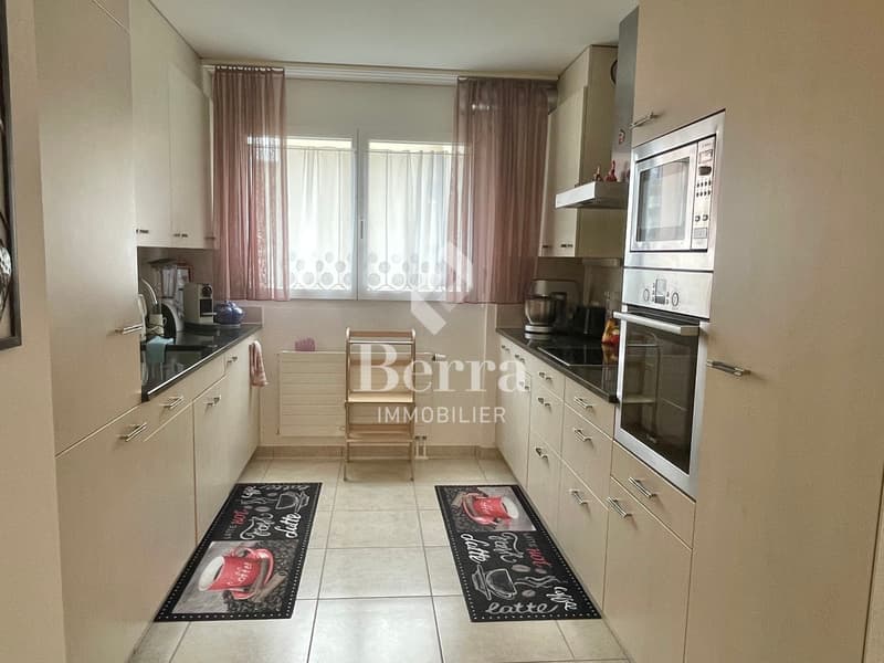 Magnificent 4.5-room apartment (2)