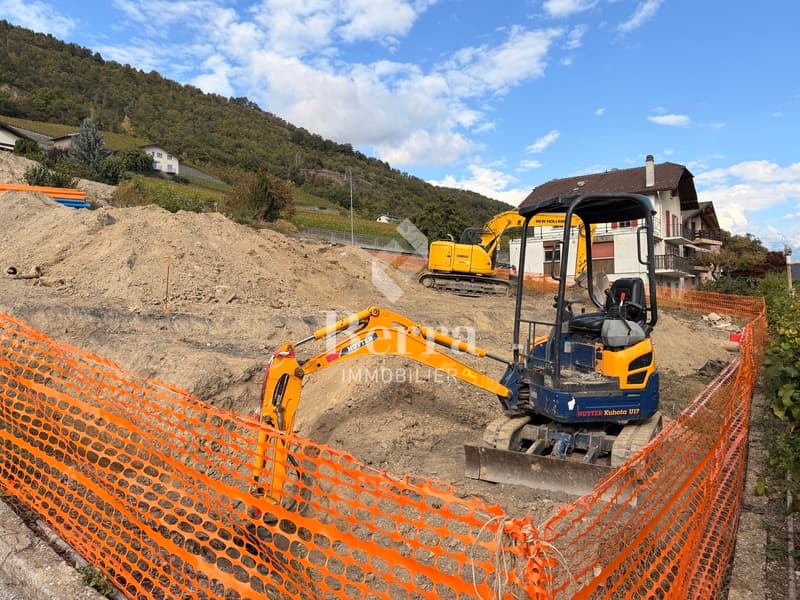 Les travaux ont commencé ! Vue imprenable sur le plaine et ensoleillem (10)