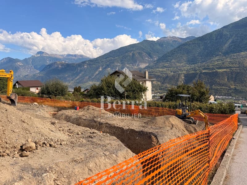 Les travaux ont commencé ! Vue imprenable sur le plaine et ensoleillem (6)