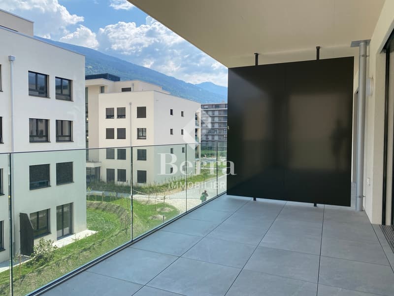 2,5 Zimmer neu ! Verfügbar sofort (2)