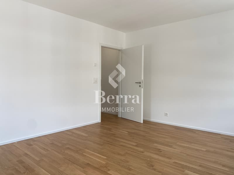 2,5 Zimmer neu ! Verfügbar sofort (9)