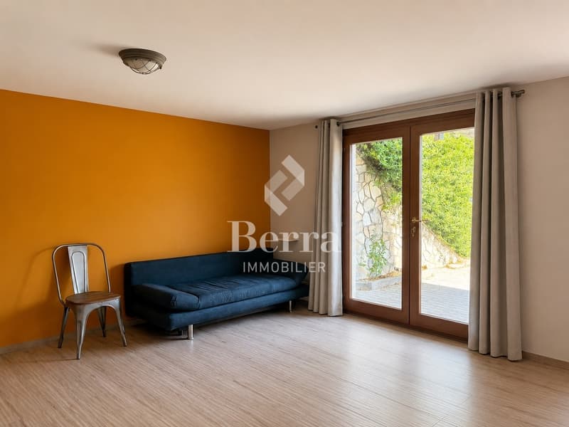 Studio mit Terrasse und superber Aussicht auf die Ebene! (2)