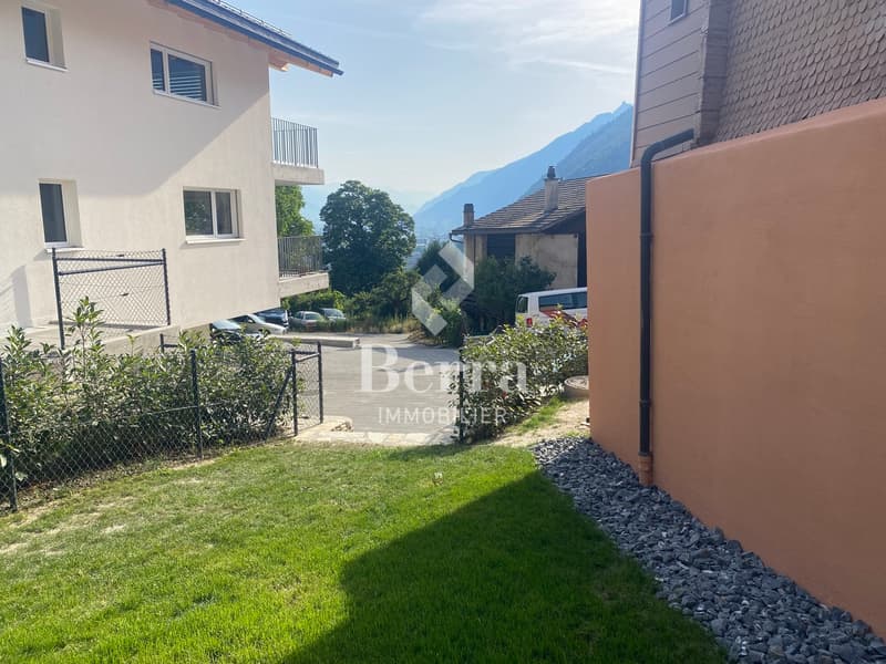 Individual villa with great potential (7)
