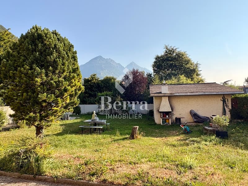 Duplex of 4.5 rooms with unique charm (10)