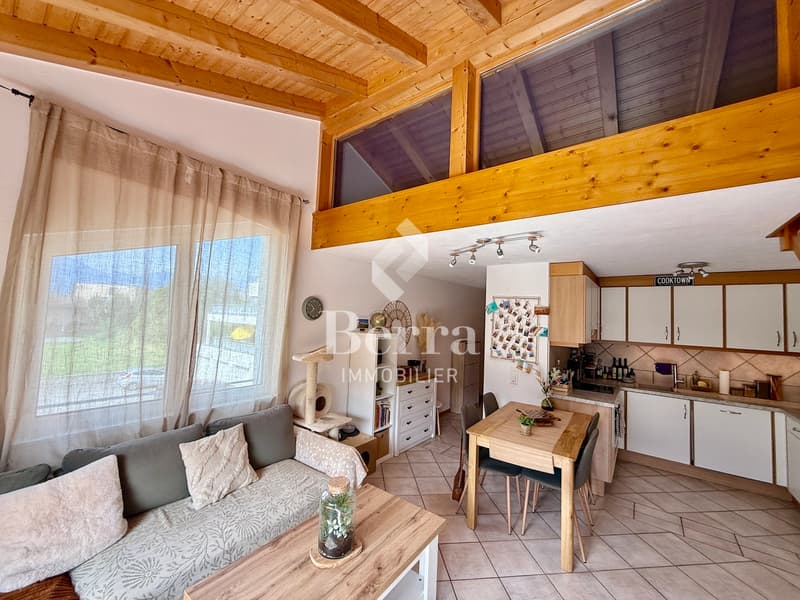 Schönes 2.5-Zimmer-Appartement mit Büro in einem Dachgeschoss-Duplex in Saillon (5)