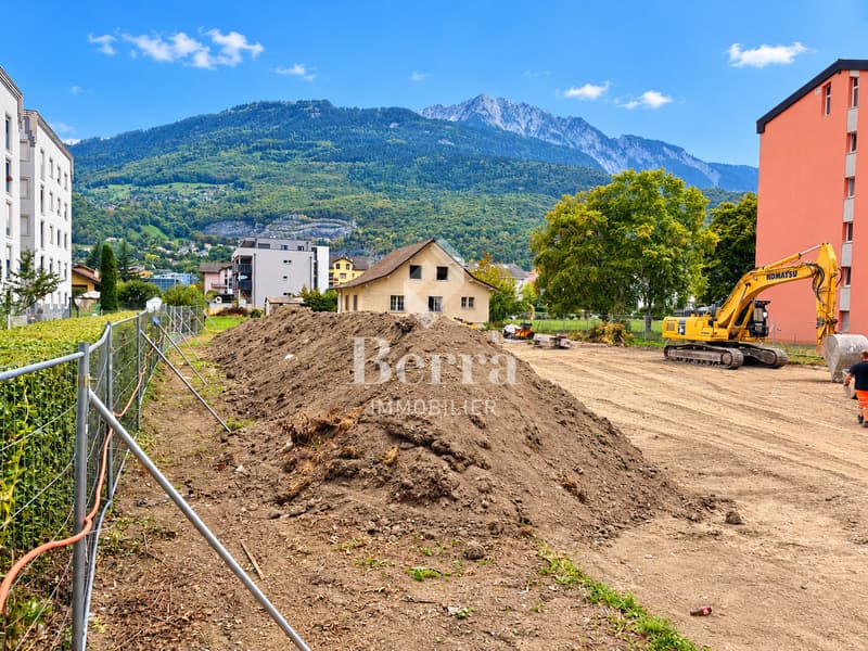 Les travaux débutent et le financement est assuré par UBS. (11)