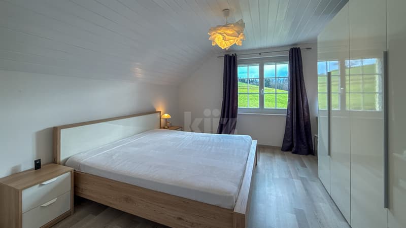 Beautiful individual villa with pavilion and garden (5)