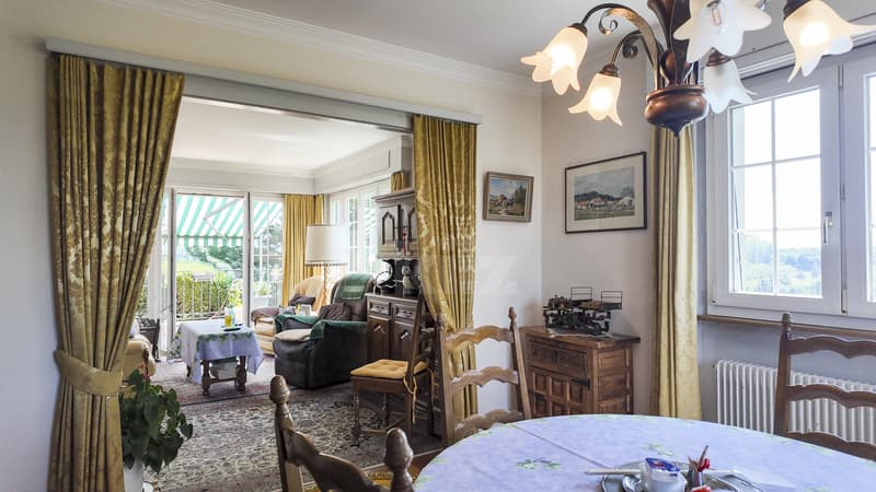 Villa incantevole con due appartamenti e vista aperta (6)