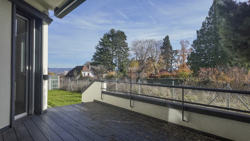 Splendid villa with pool and independent office (5)