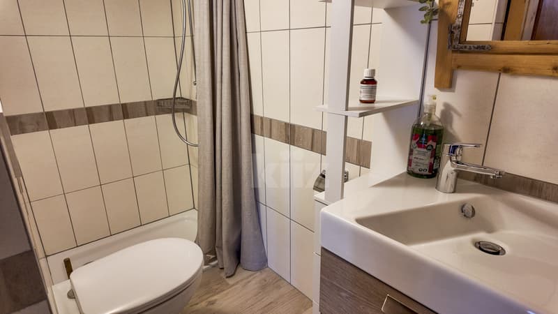 Charming house with open view (8)