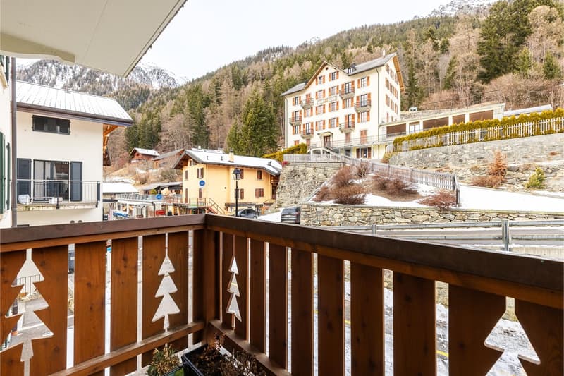 Bello appartamento con balcone nel cuore di Finhaut (11)
