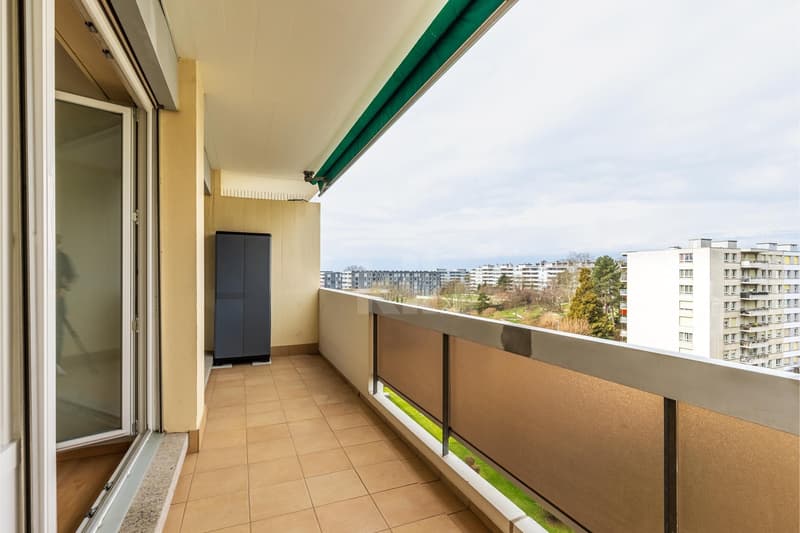 Charming apartment with balcony (10)
