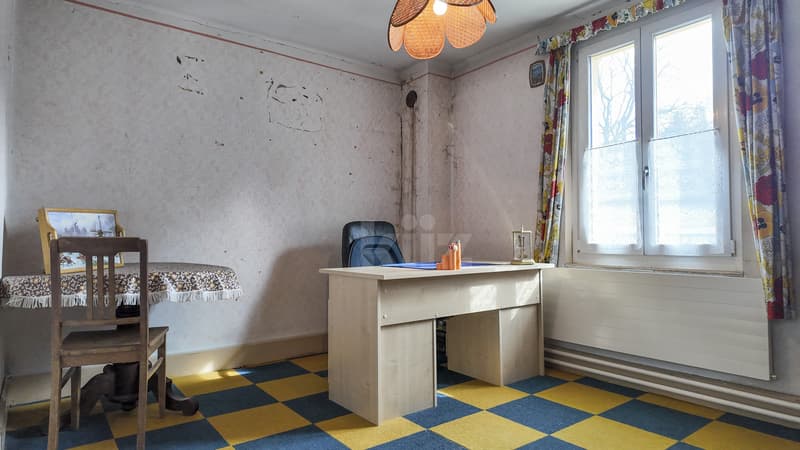 To renovate! Charming country house with great potential (6)