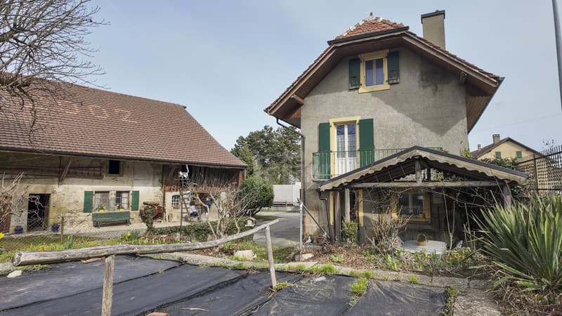 To renovate! Charming country house with great potential (12)